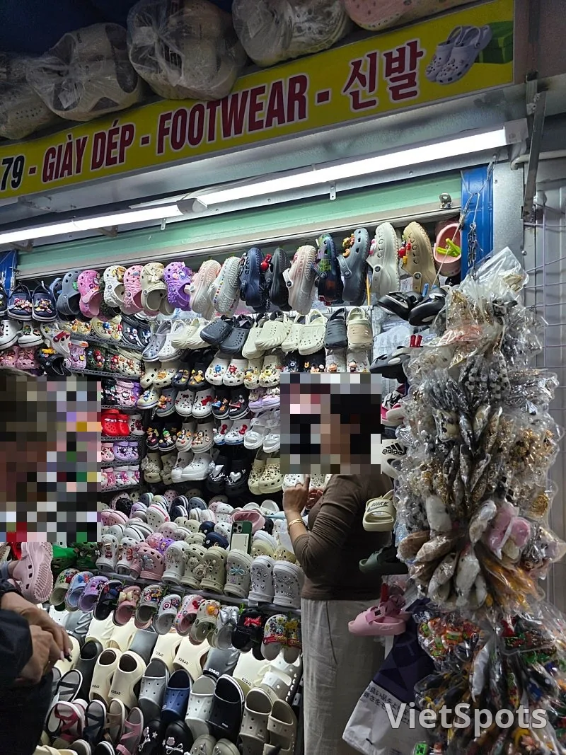 🇻🇳 三代母女岘港之旅_ 搬迁后的山茶市场!变得干净整洁了呢