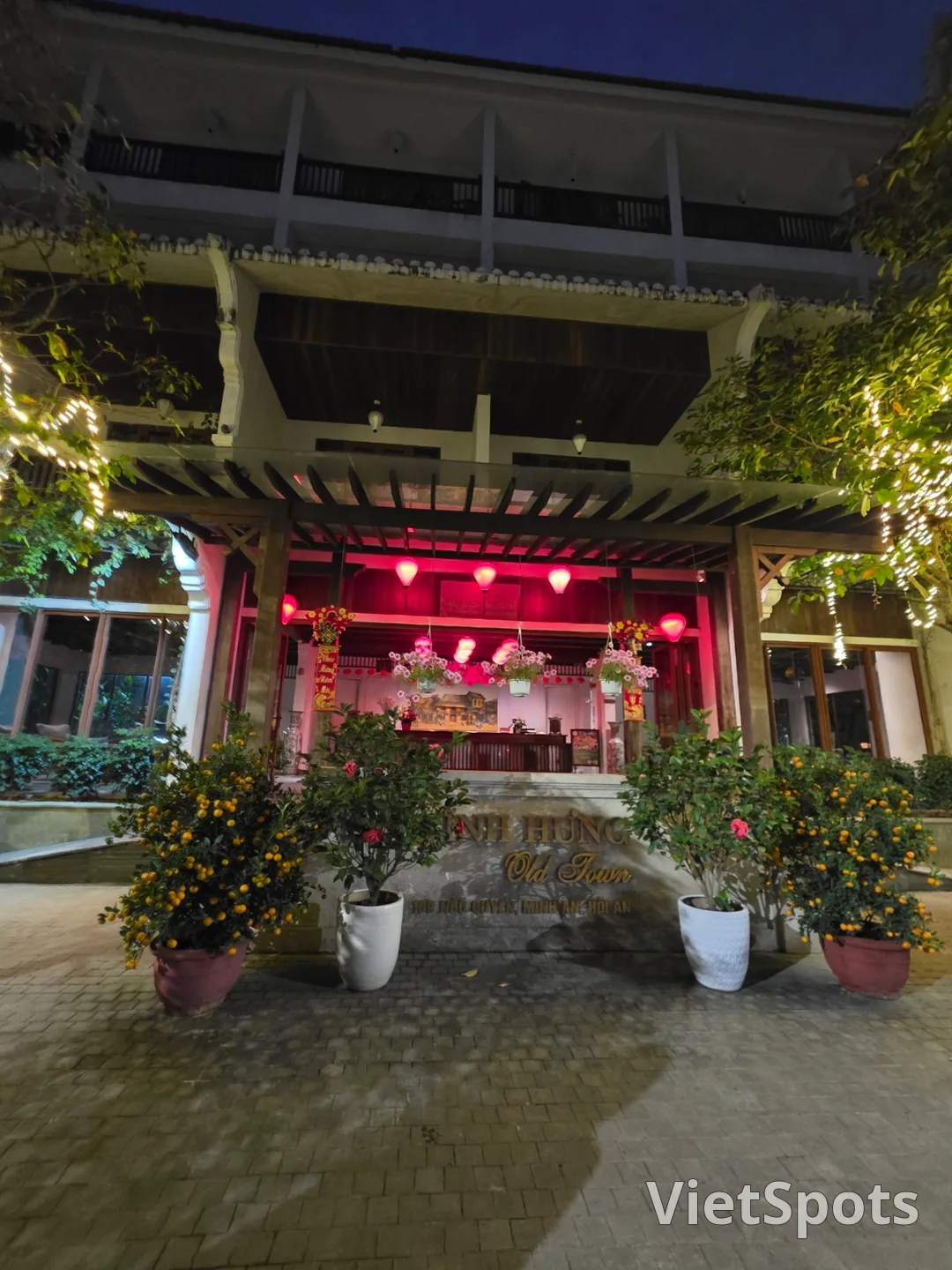 🇻🇳Chuyến du lịch Đà Nẵng của ba mẹ con ba thế hệ_ Ấn tượng đầu tiên về khách sạn Vinh Hung Old Town Hotel ở Hội An "Hô