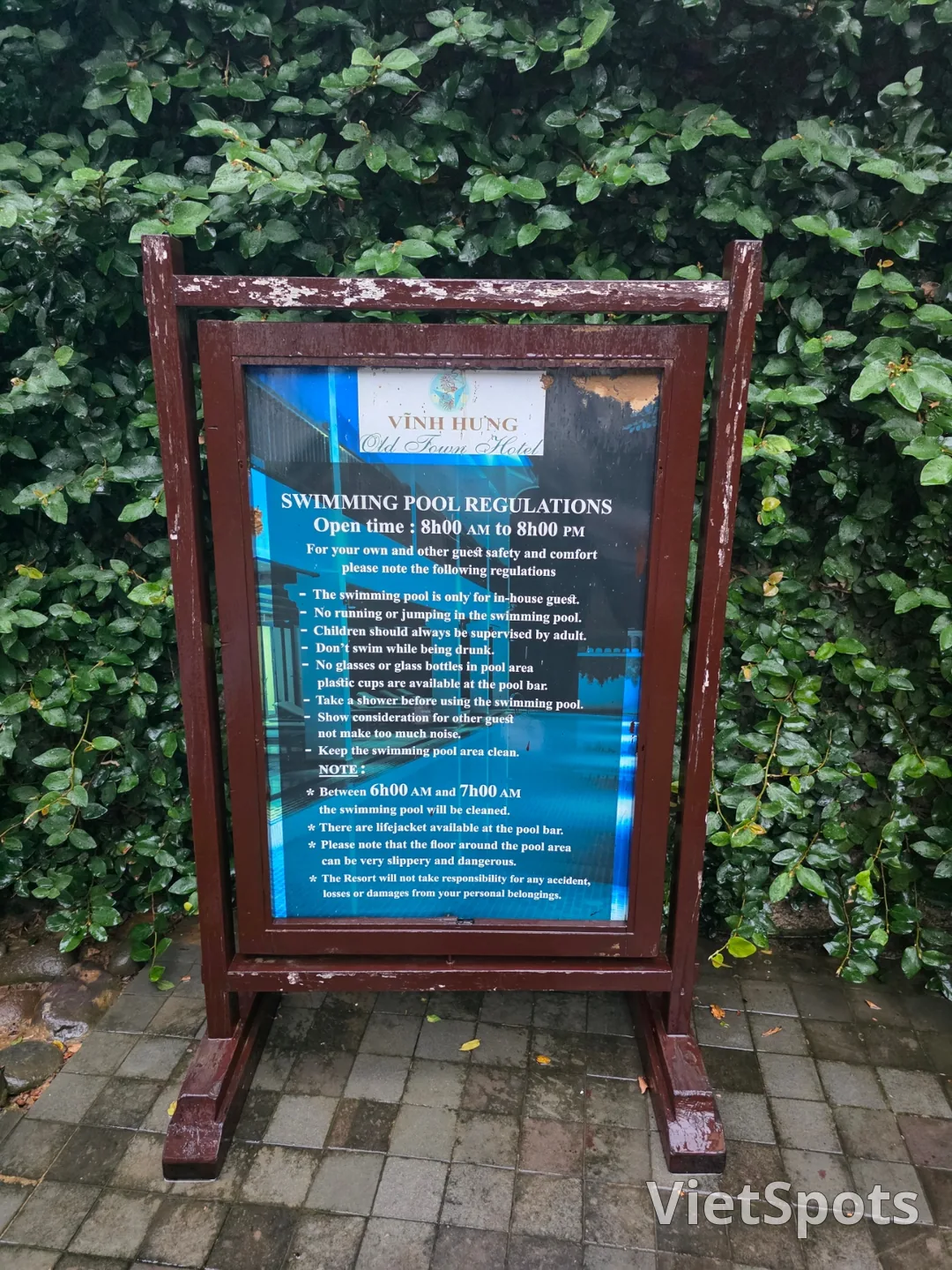 🇻🇳 Chuyến du lịch Đà Nẵng của gia đình ba thế hệ_ Chỗ ở giá hời ở Hội An! Hồ bơi khách sạn Vinh Hung Old Town Hotel