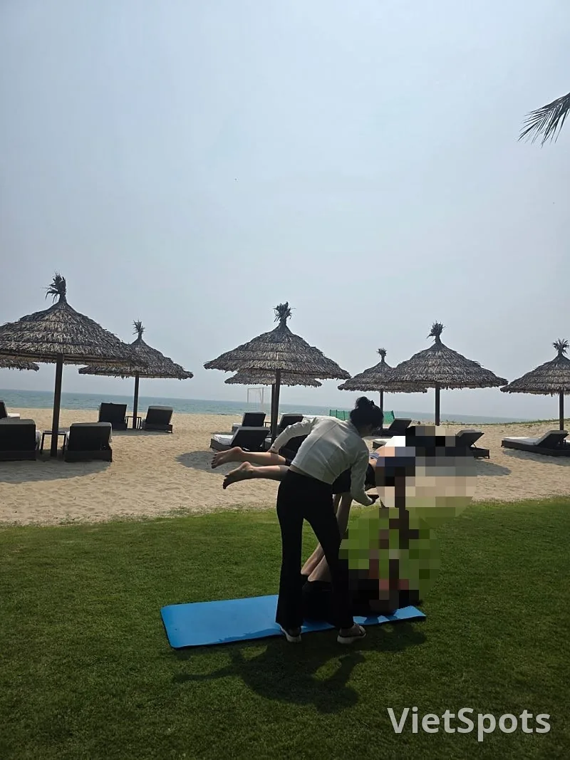 🇻🇳[Shilla Monogram Đà Nẵng] Hoạt động_ Từ bãi biển đến lớp học yoga!!👍