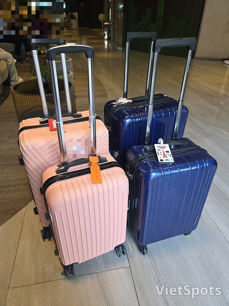 🇻🇳[Vali] Đáng đồng tiền bát gạo nhất! Chiếc vali gắn bó đã cùng nhau đi khắp mọi ngóc ngách trên thế giới!