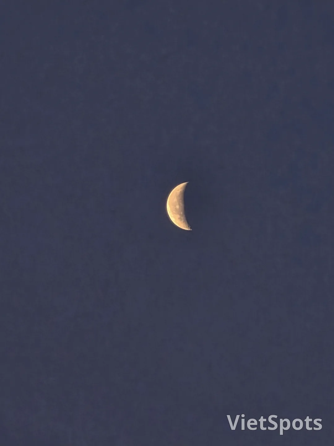 今天的月亮 🌜