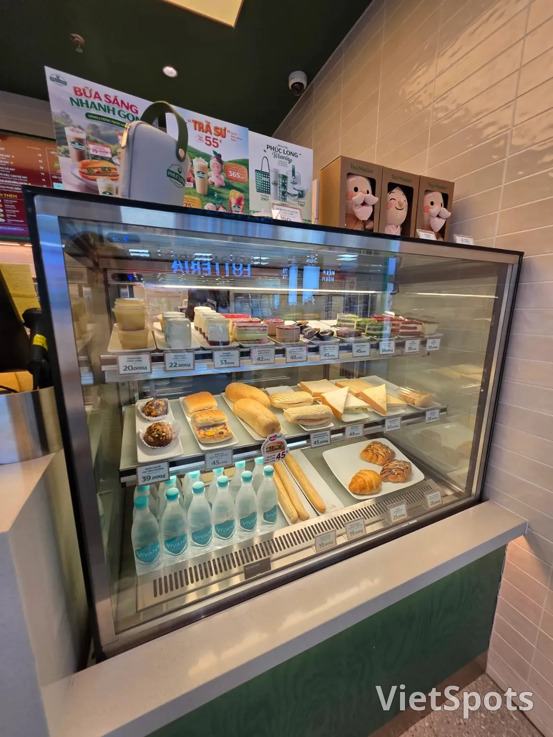 🇻🇳[Da Nang Fam Tour Behind Story] A Cup of Coffee After Shopping at Lotte Mart (w. Phuc Long)