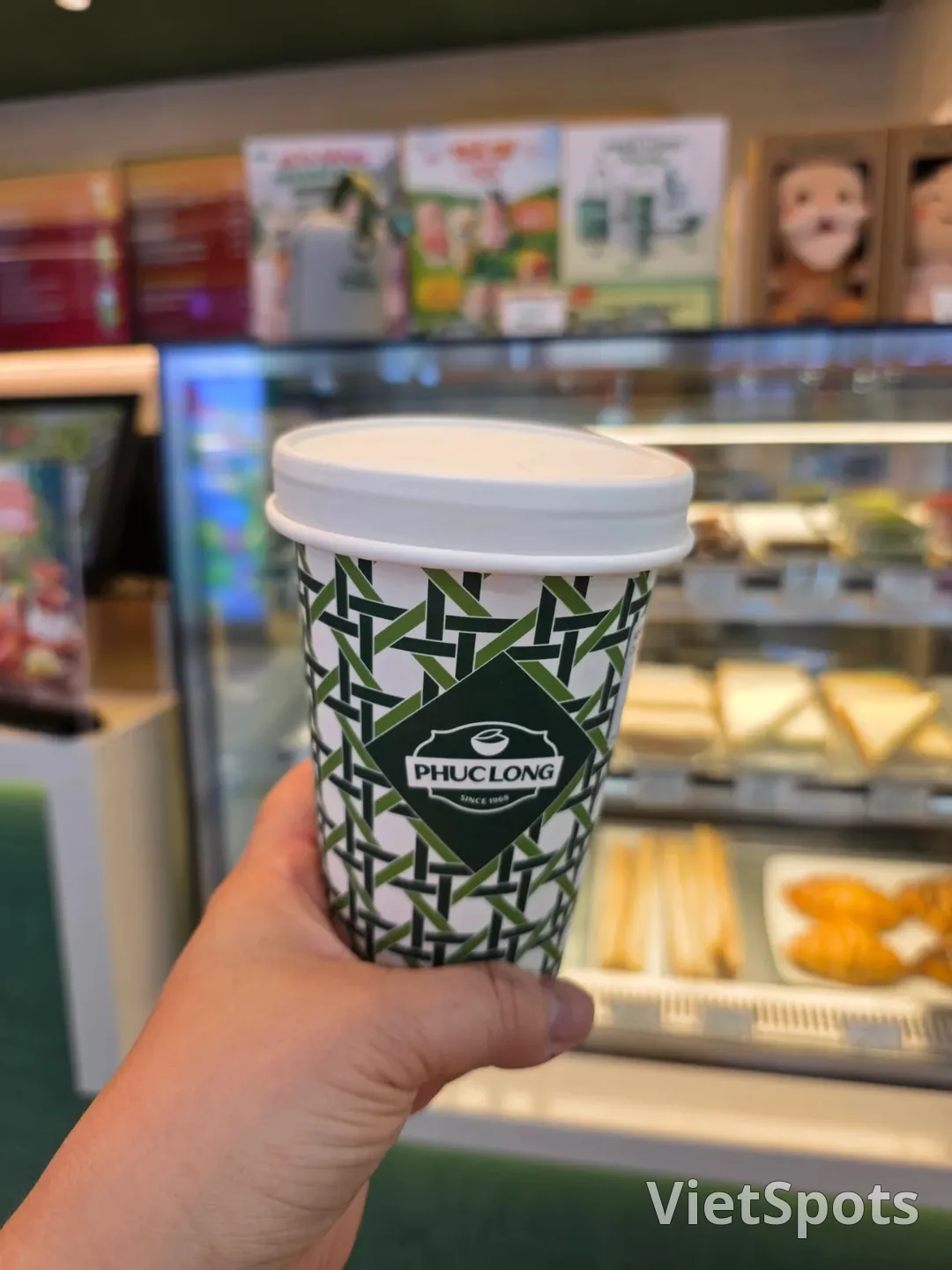 🇻🇳[Da Nang Fam Tour Behind Story] A Cup of Coffee After Shopping at Lotte Mart (w. Phuc Long)