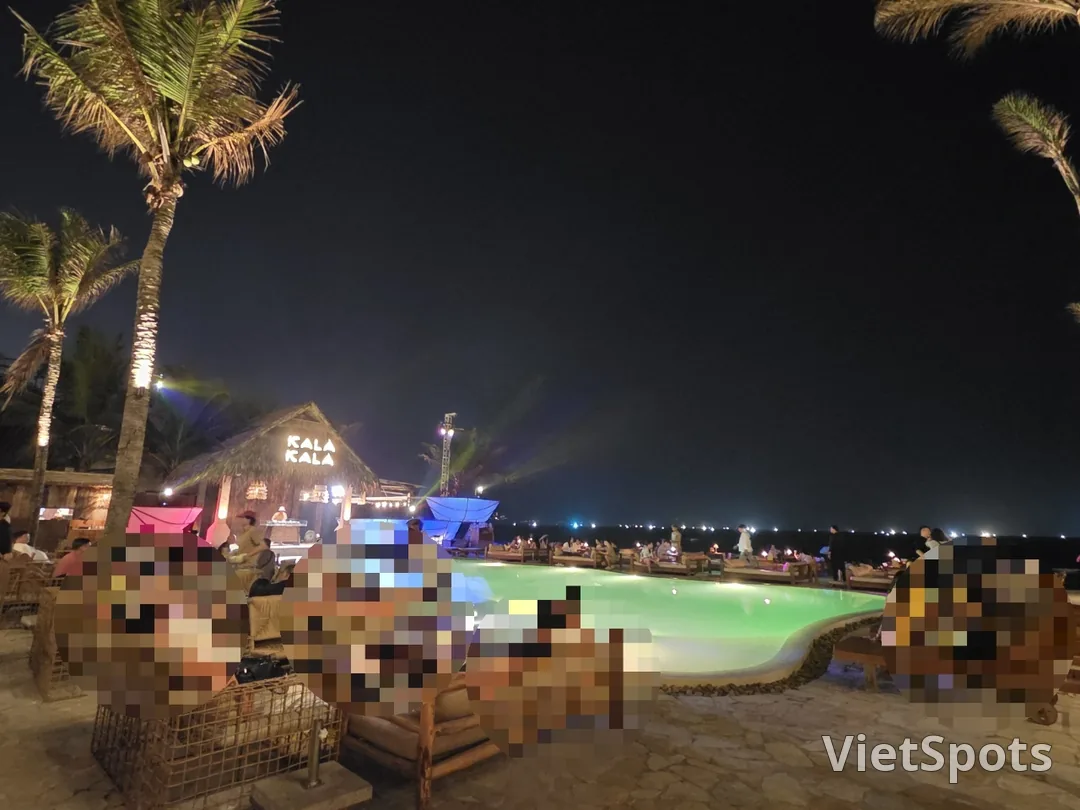 🇻🇳[ダナンファムツアー裏話] 新作ビーチバー！KALA KALA!! ノリノリで踊りたかった場所