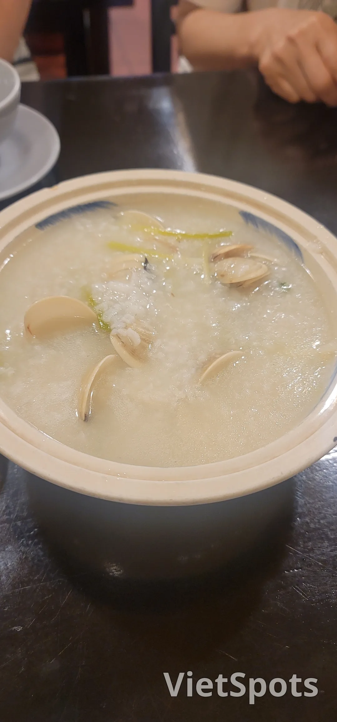 อากาศมีเมฆมาก