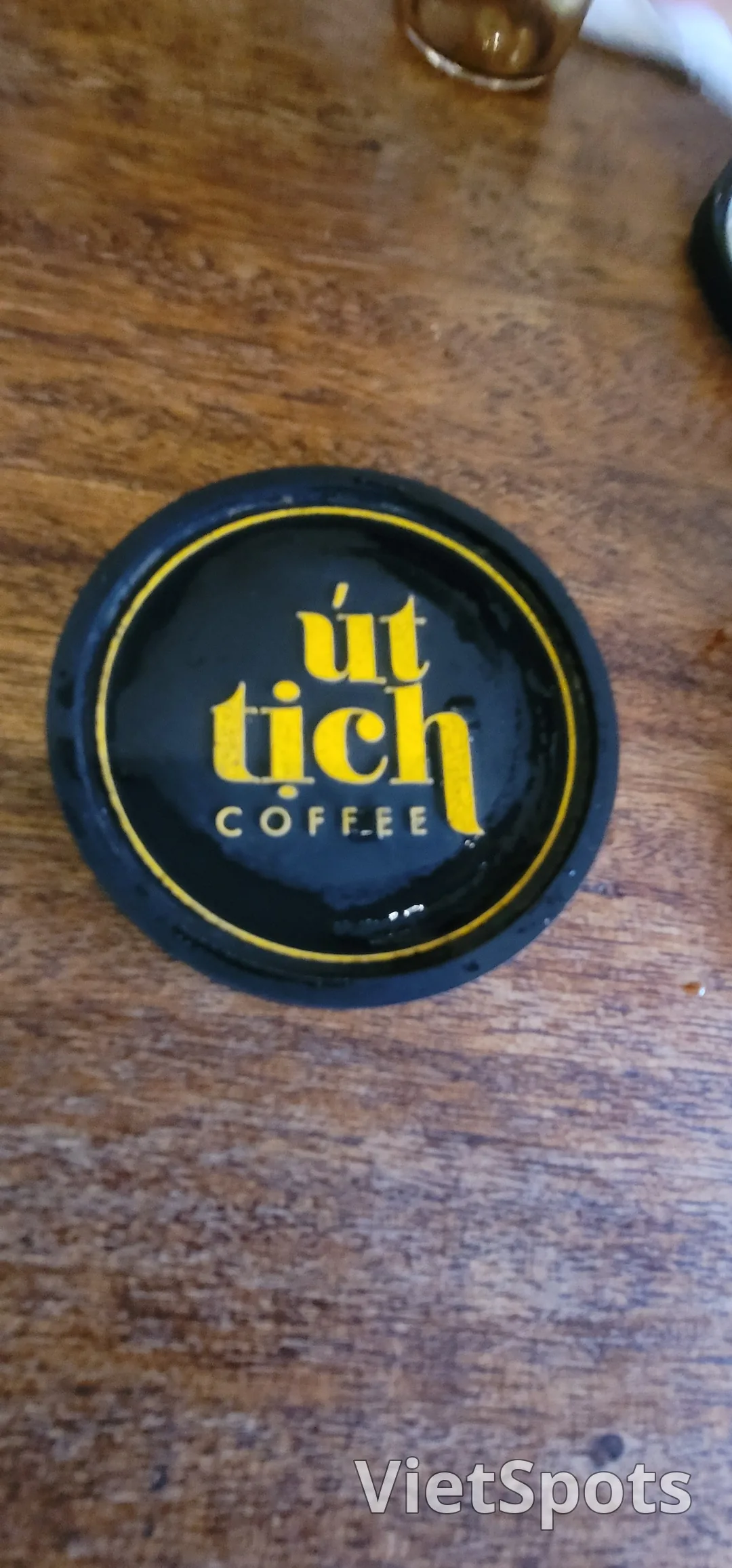✈️Review) Ut Tich Cafe – chi nhánh ven sông