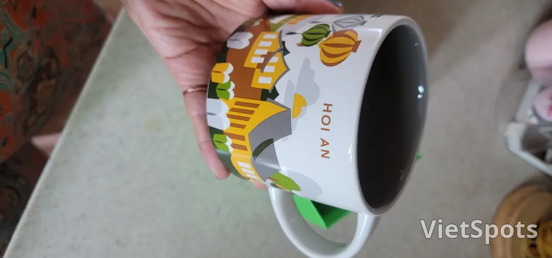 ✈️Review) Bringing home a Da Nang Starbucks mug using my Travlog debit card