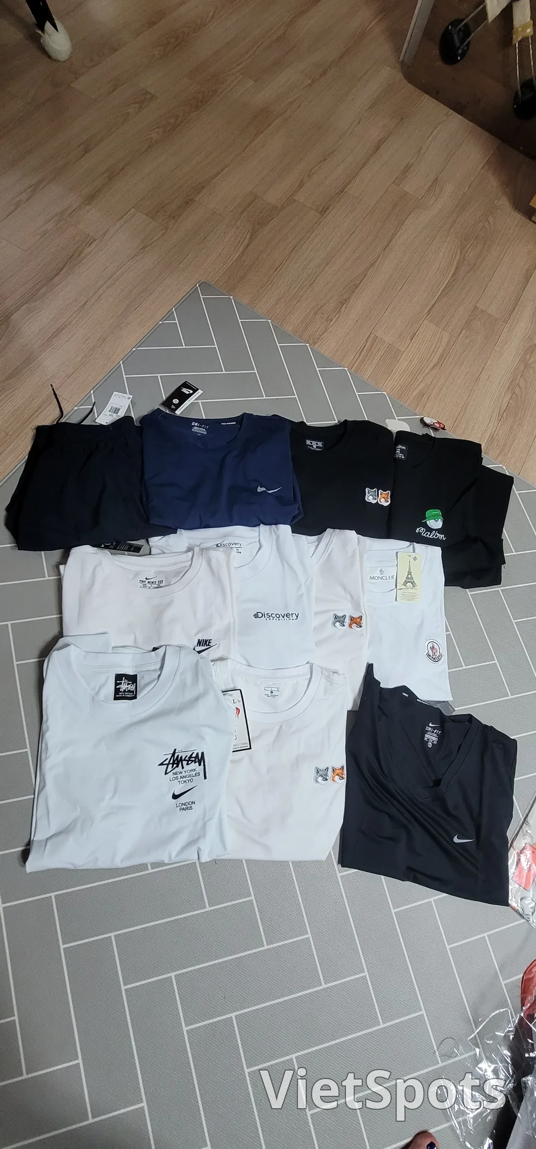 ✈️รีวิว) ตลาดฮันร้าน 177,178 - ประเภทเสื้อยืด