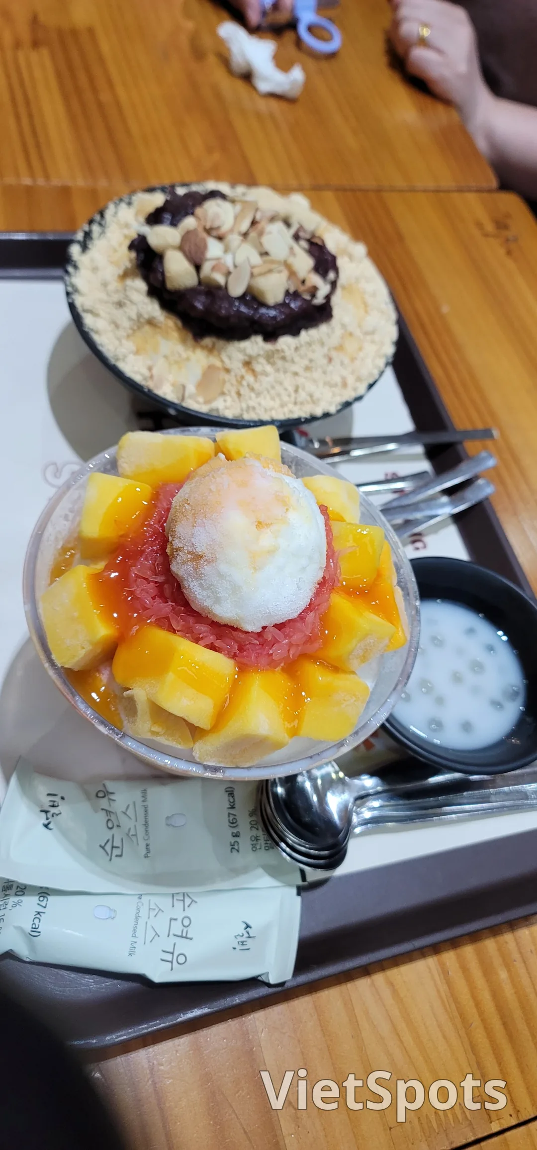在韩国吃的芒果刨冰