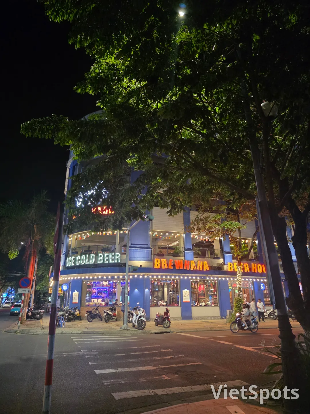 Bài đánh giá) ▶️✍️ Quán bia thủ công Bruhaha