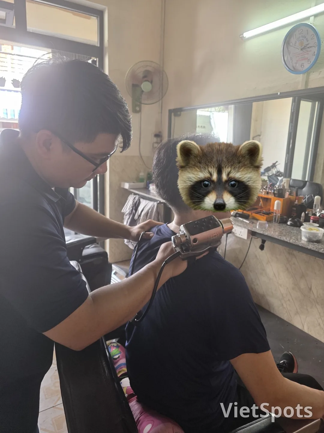 Отзыв) ▶️✍️ Настоящая местная мужская парикмахерская - JOHN HO BARBER SHOP