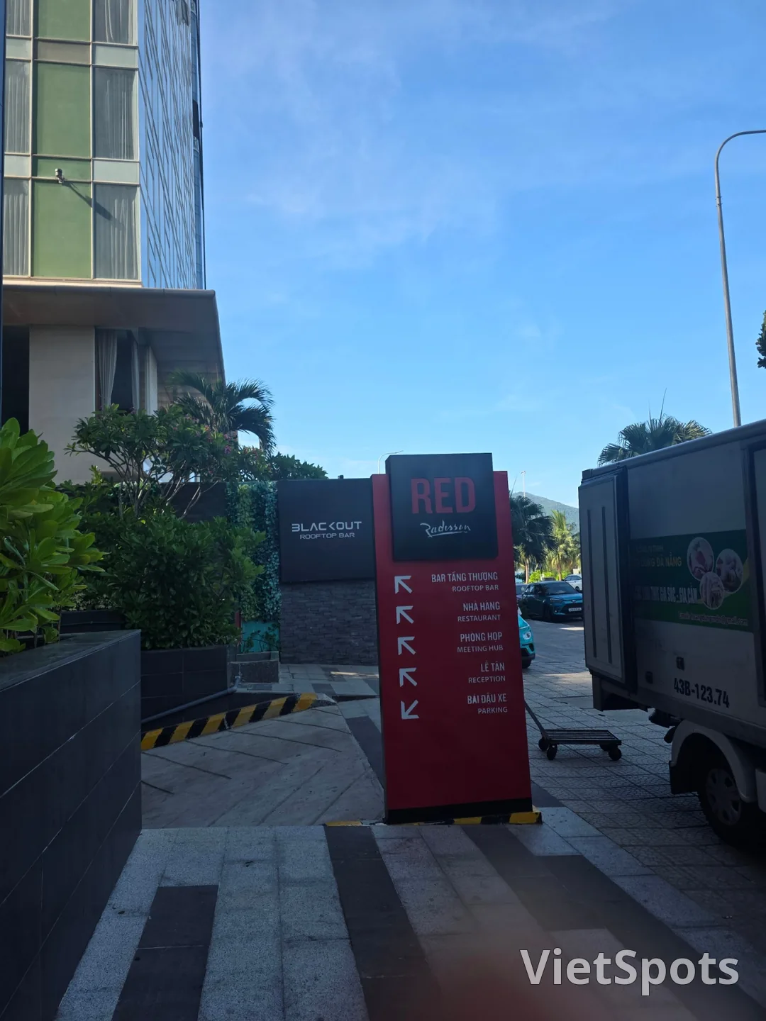 評價)▶️✍️以濃烈紅色打造的火熱之選——麗笙紅酒店(Radisson RED Danang)——
