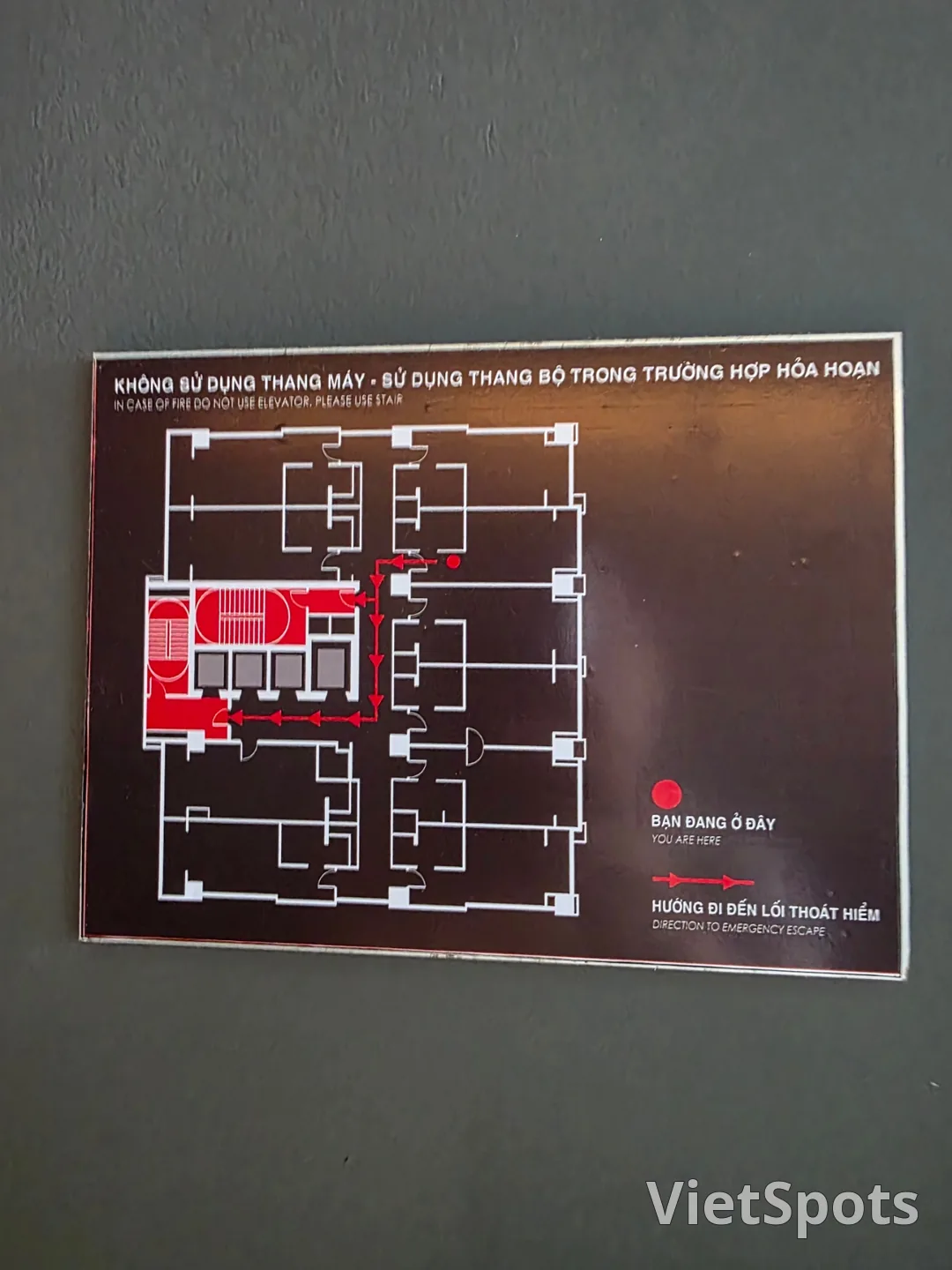 評價)▶️✍️以濃烈紅色打造的火熱之選——麗笙紅酒店(Radisson RED Danang)——