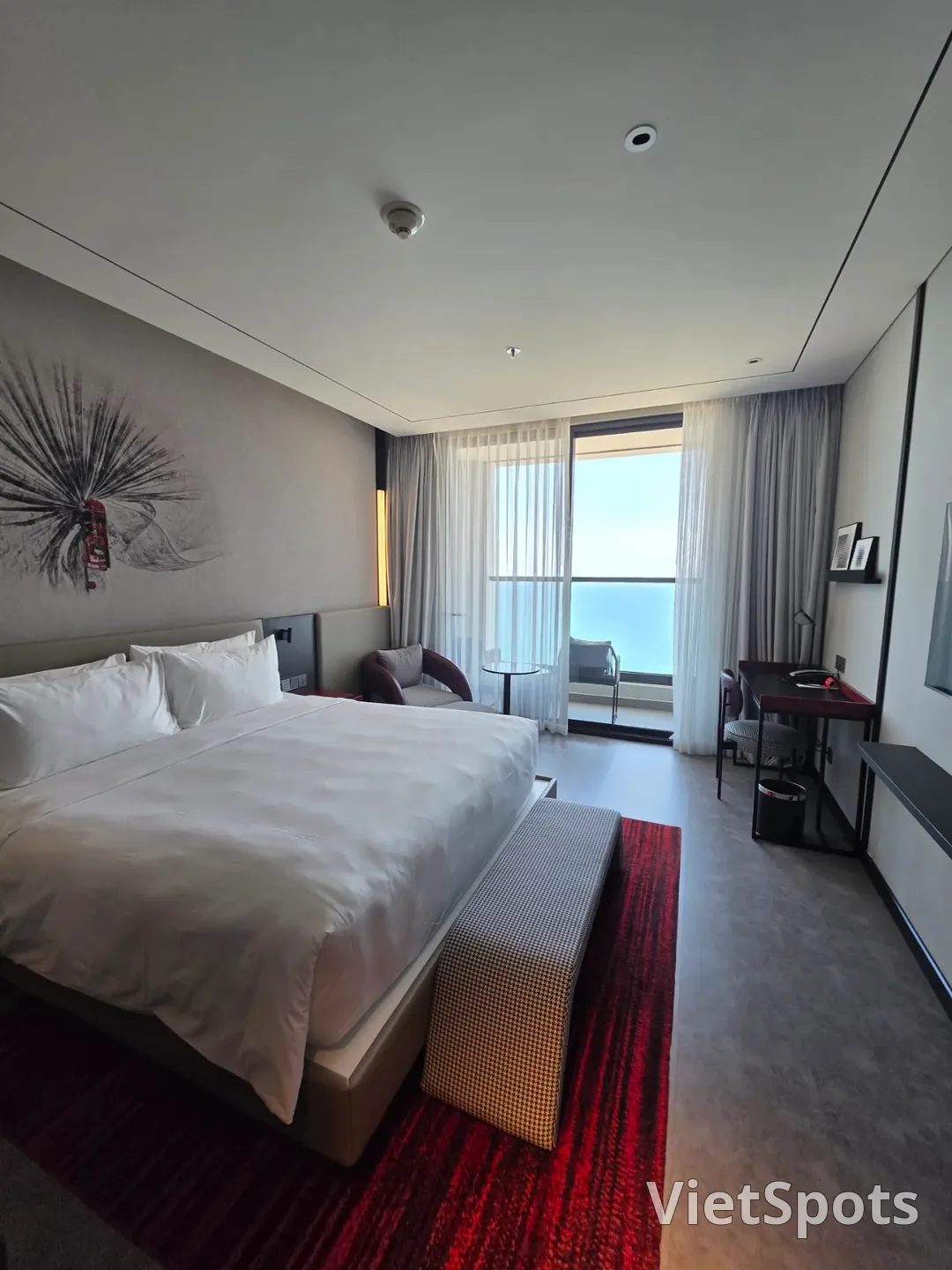 評價)▶️✍️以濃烈紅色打造的火熱之選——麗笙紅酒店(Radisson RED Danang)——