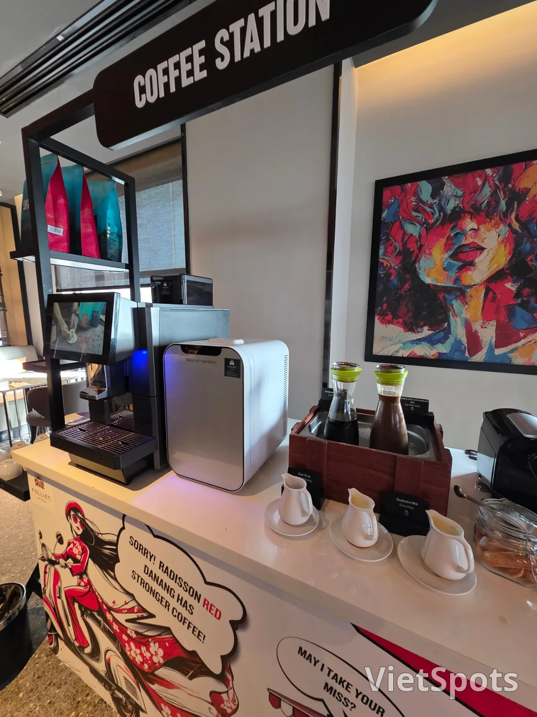 (Review)▶️✍️Radisson Red Hotel - Breakfast, Swimming Pool, Sauna, Fitness Center, etc.