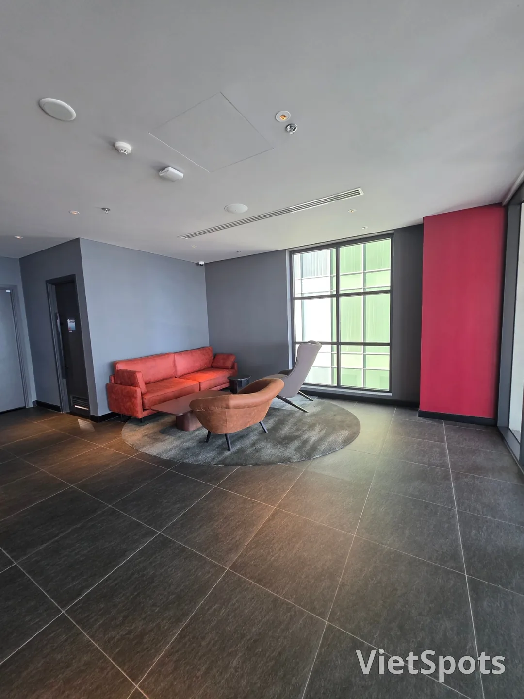 (Review)▶️✍️Radisson Red Hotel - Breakfast, Swimming Pool, Sauna, Fitness Center, etc.