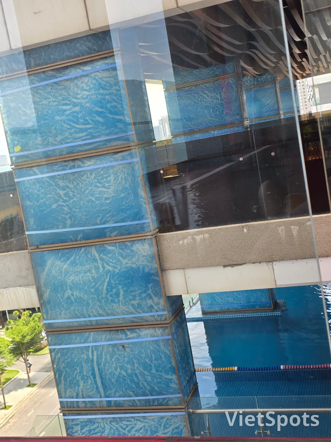 (Review)▶️✍️Radisson Red Hotel - Breakfast, Swimming Pool, Sauna, Fitness Center, etc.