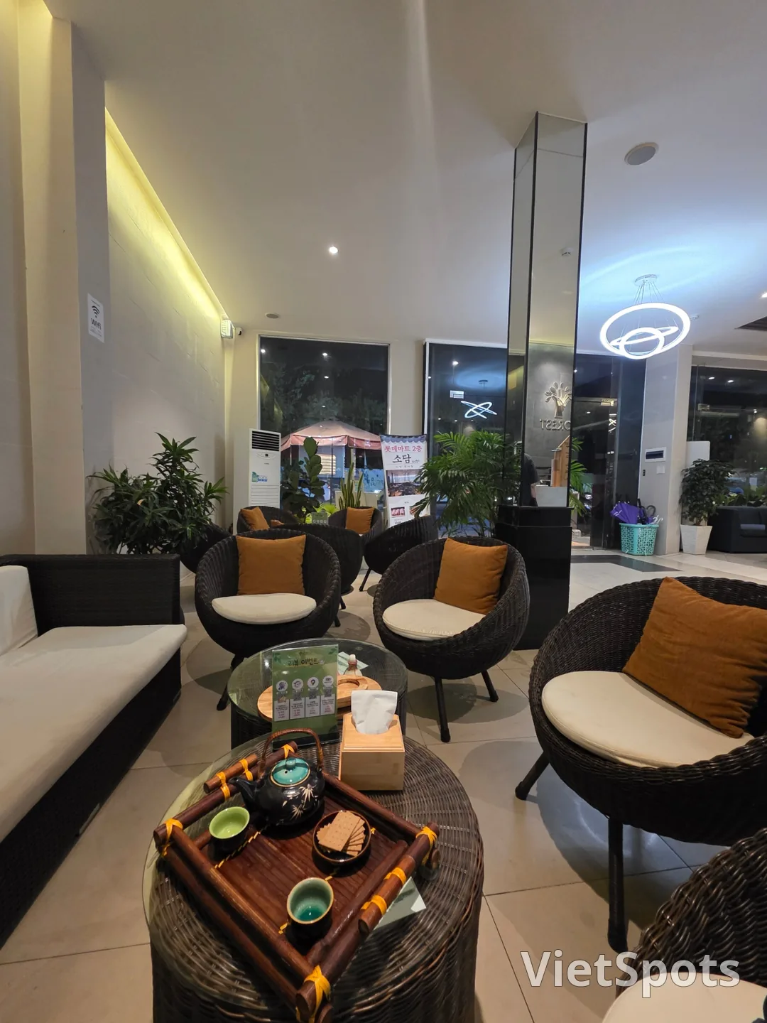 Review) ▶️✍️ Tiệm massage ngon trên tuyến Mikevich - Forest Spa & Nail