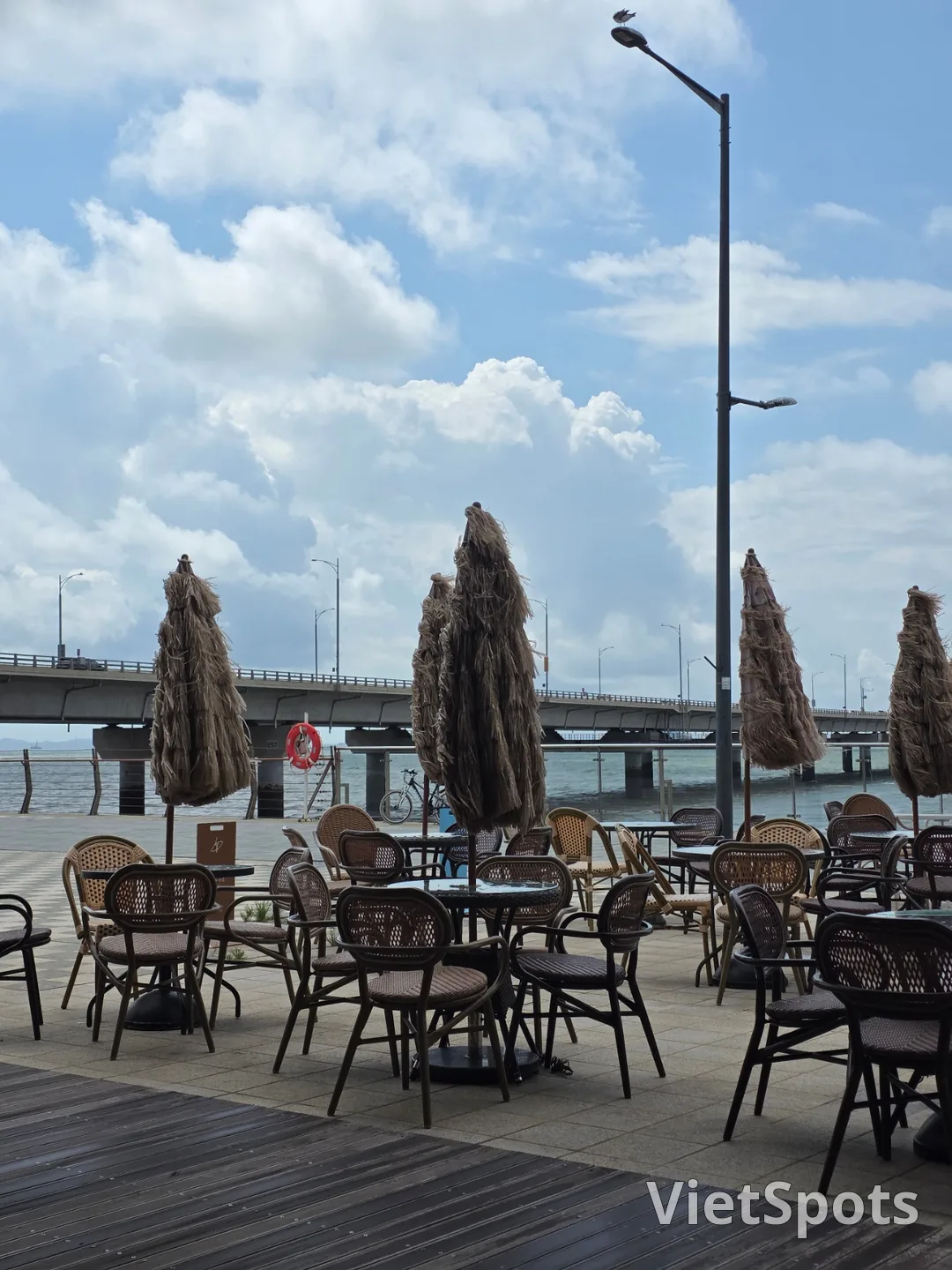 Du lịch) Songdo Long Beach Coffee & Bread