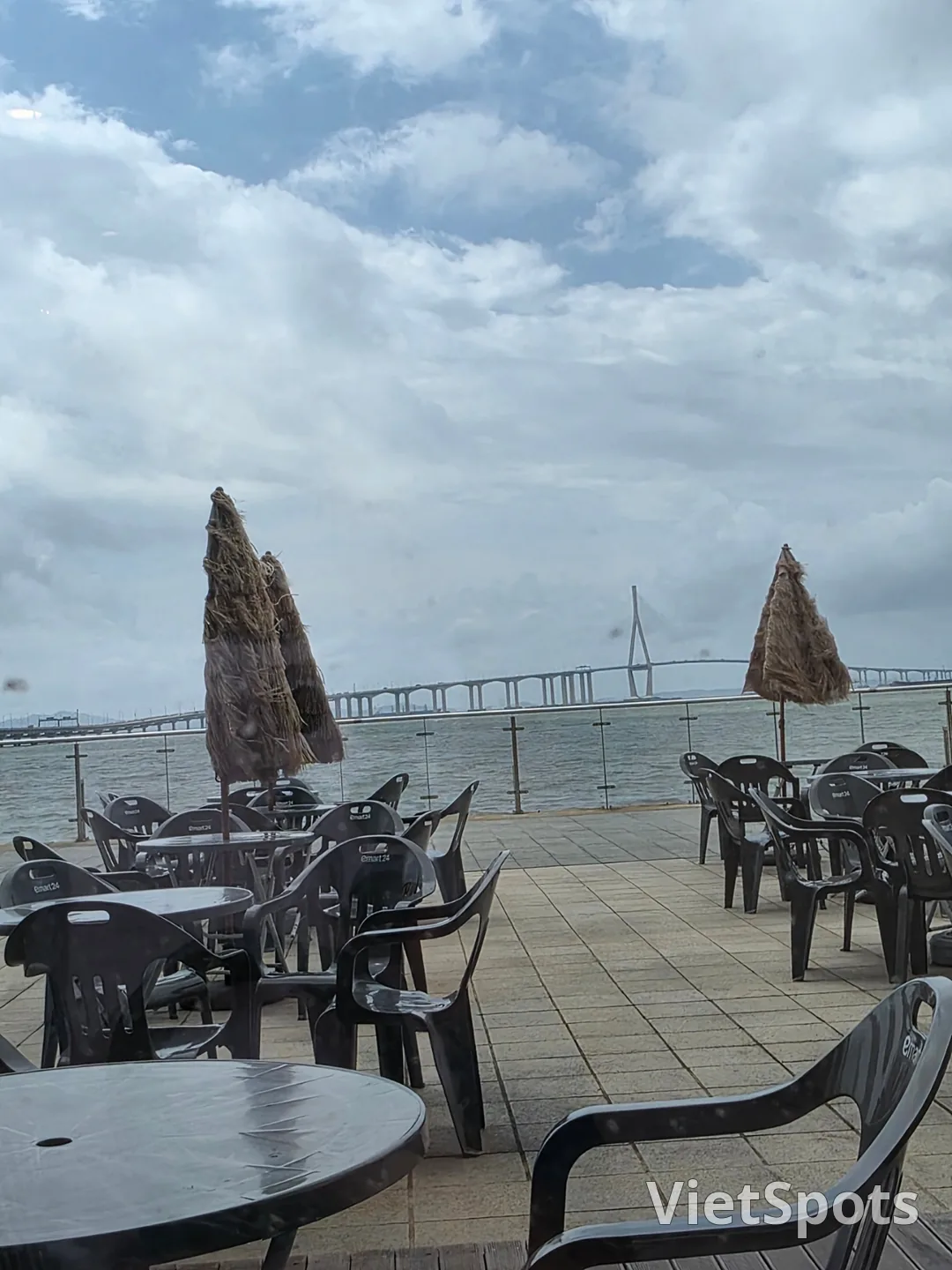 Du lịch) Songdo Long Beach Coffee & Bread