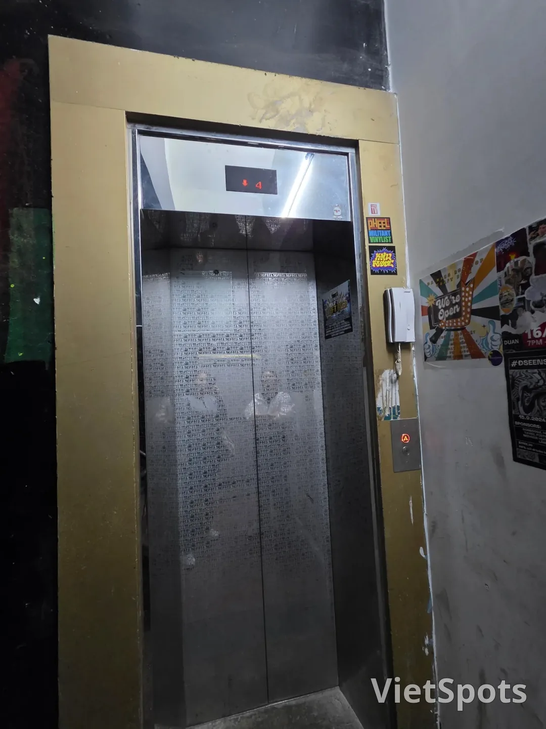 ✈️Quán bia rooftop đã ghé sau khi đến nơi vào ban đêm - Rooftop Craft Beer (Da Nang Rooftop - Craft Beer)