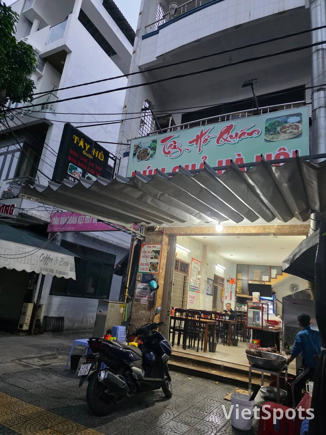 ✈️ ร้านอร่อยบุ๋นจ่าและก๋วยเตี๋ยวเนื้อปู - ไตโห่ (TÂY HỒ QUÁN)