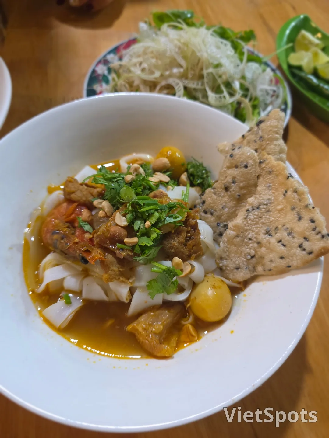 ✈️ 米广高楼美食店 - NGUOI SANH AN (mi quang)