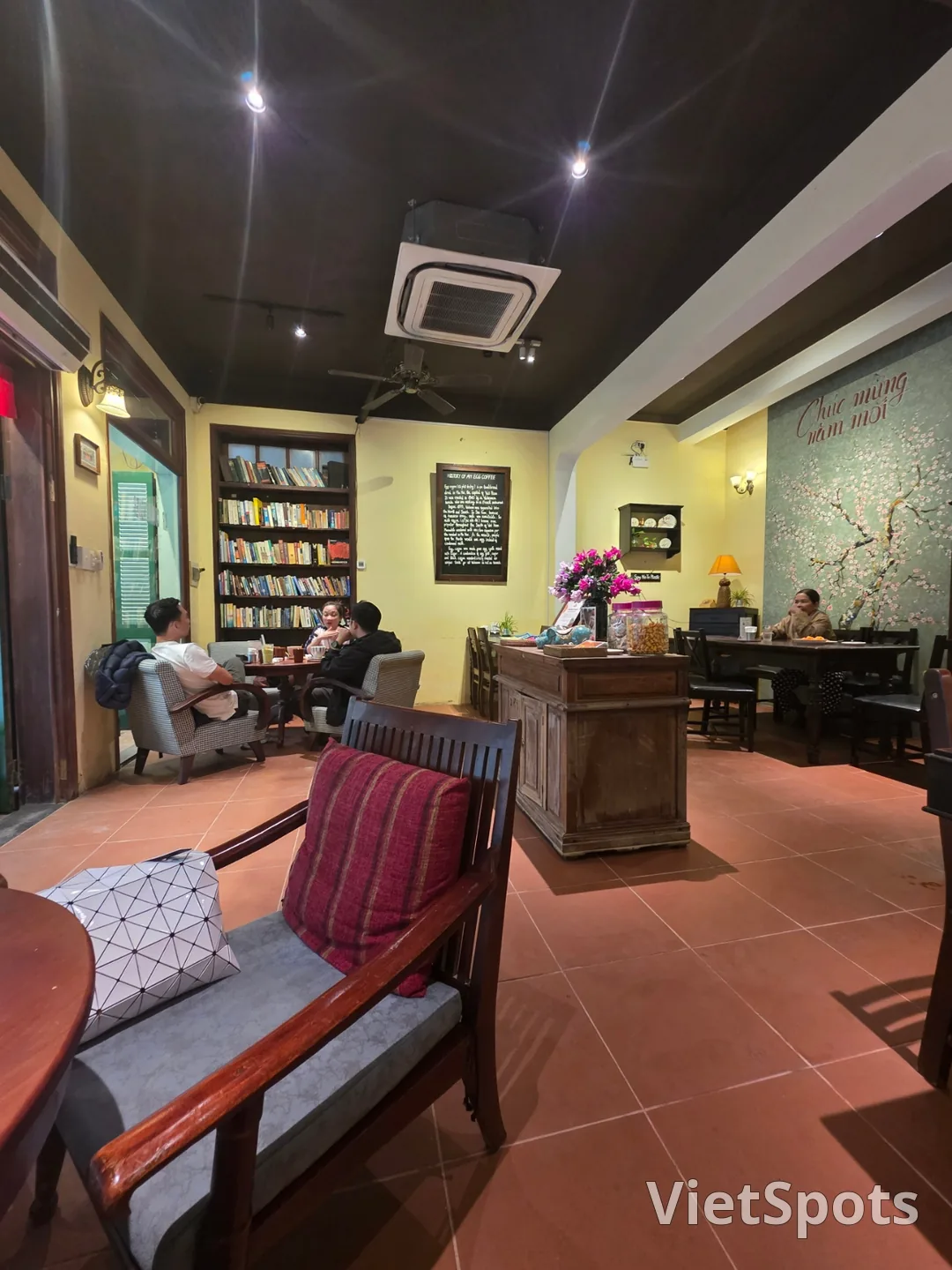 ✈️ ร้านไข่กาแฟและแซนด์วิชมะม่วงเมืองฮอยอัน - Little HaNoi Egg Coffee ( Hoi An )