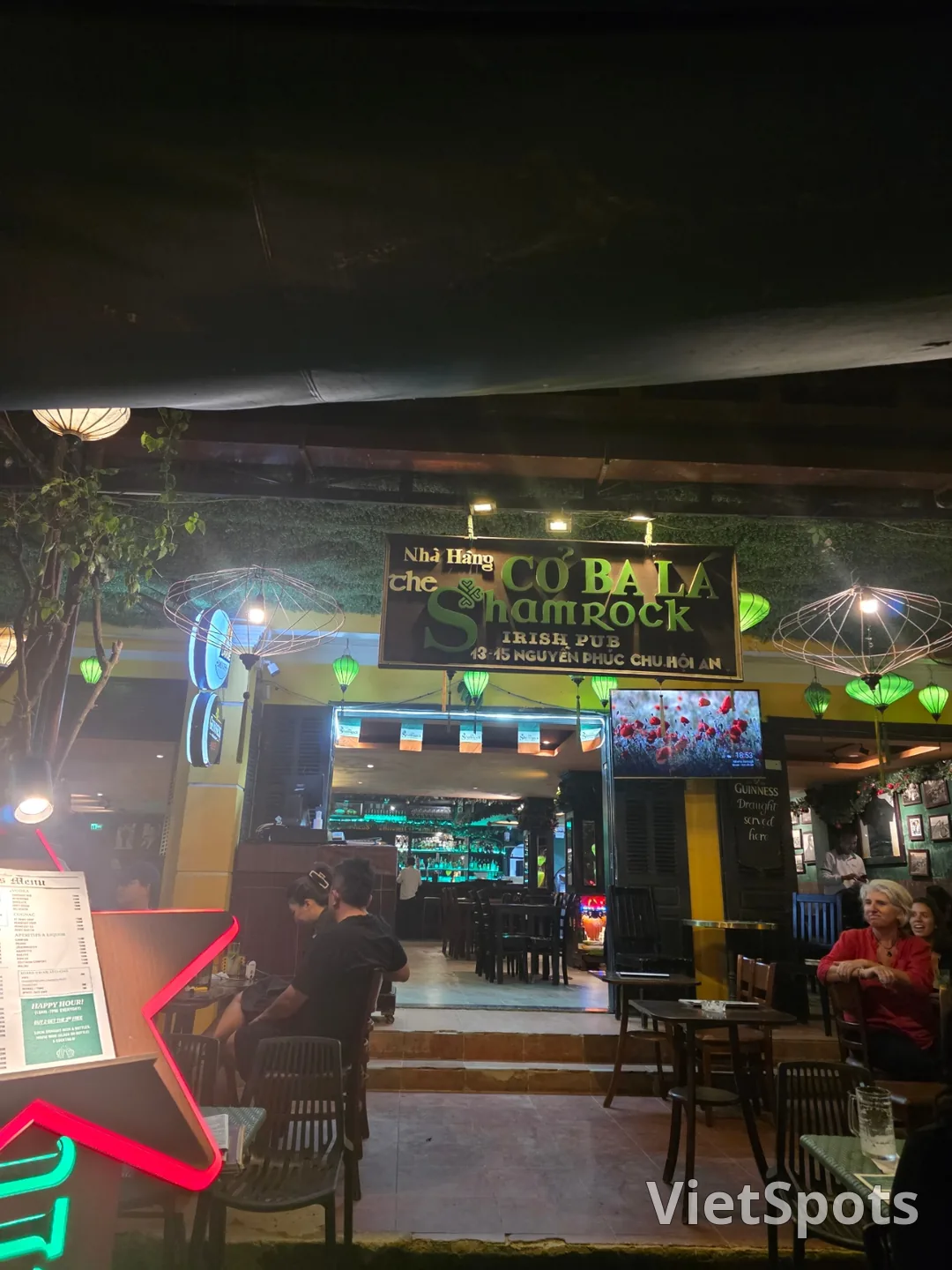 ✈️Quán Pub Ireland The Shamrock Hội An (The Shamrock Irish Pub Hoi An)