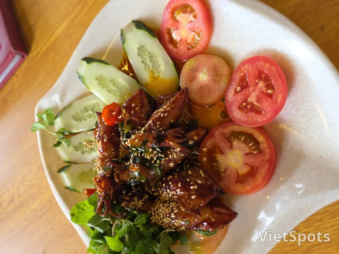 ✈️ Nhà hàng ngon nổi tiếng ở bãi biển Anbang, La Plage (La Plage restaurant)