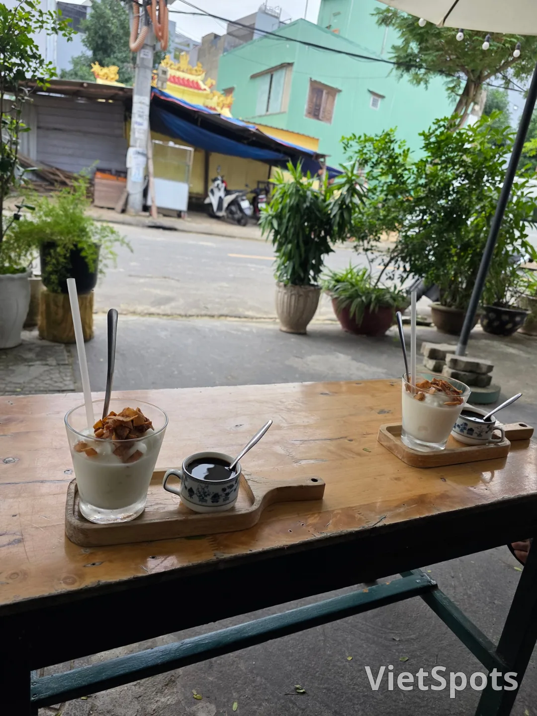 ✈️ Quán cà phê địa phương - Caline Coffee & Milktea