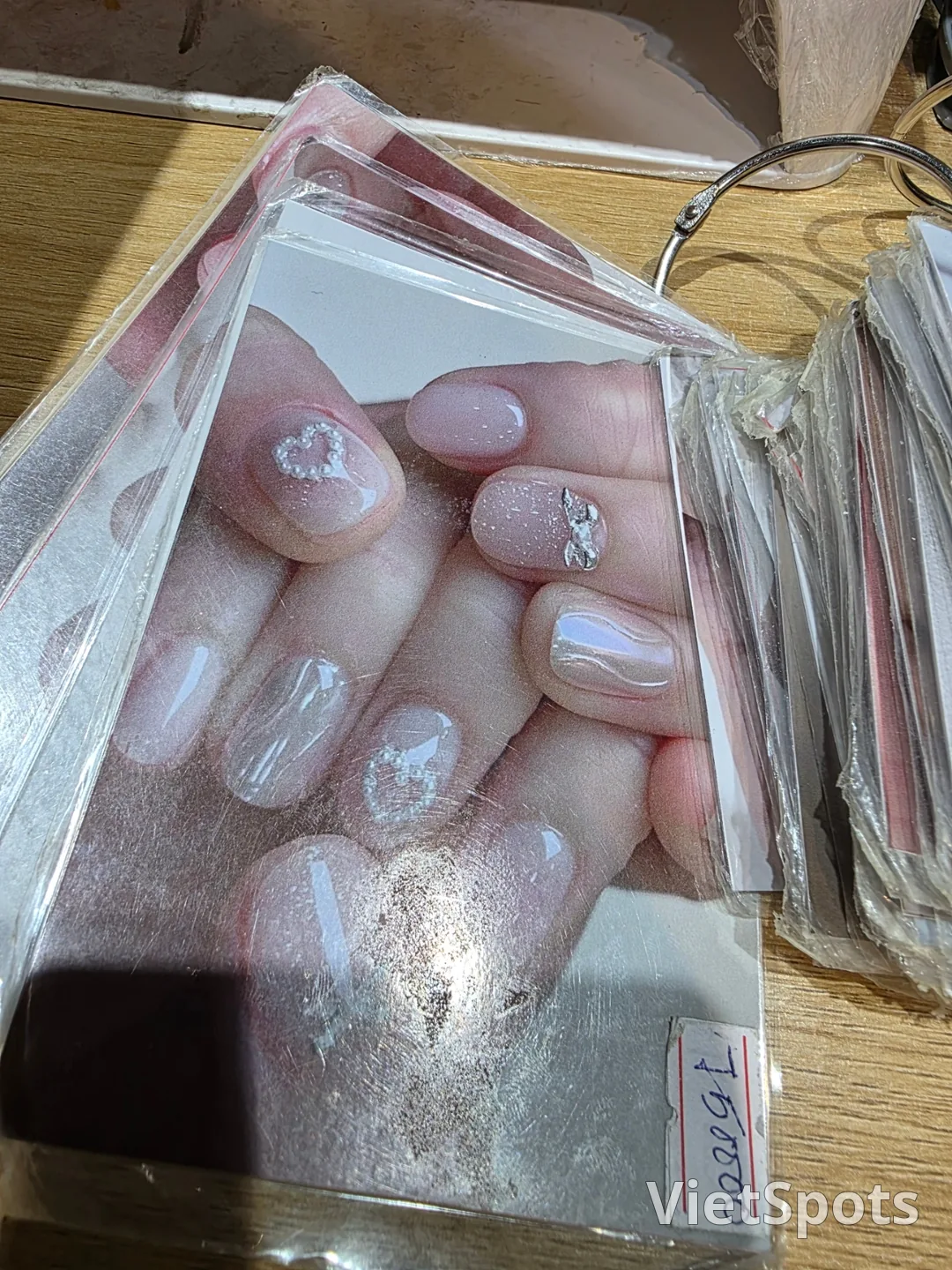 ✈️ 去岘港的话也得做个美甲呀~
