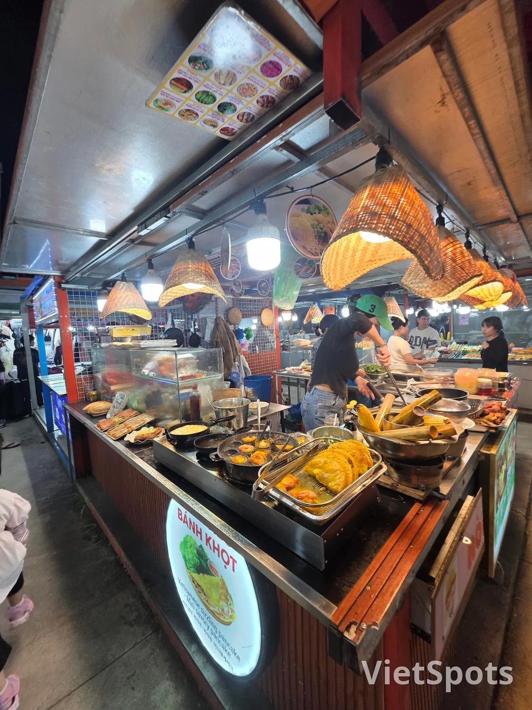 ✈️ ช้อปปิ้งที่ตลาดซินจ่าว