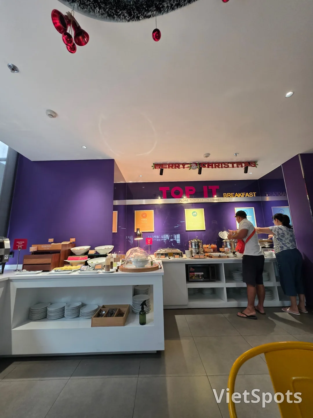 ✈️ 特魯維爾希爾頓酒店早餐廳