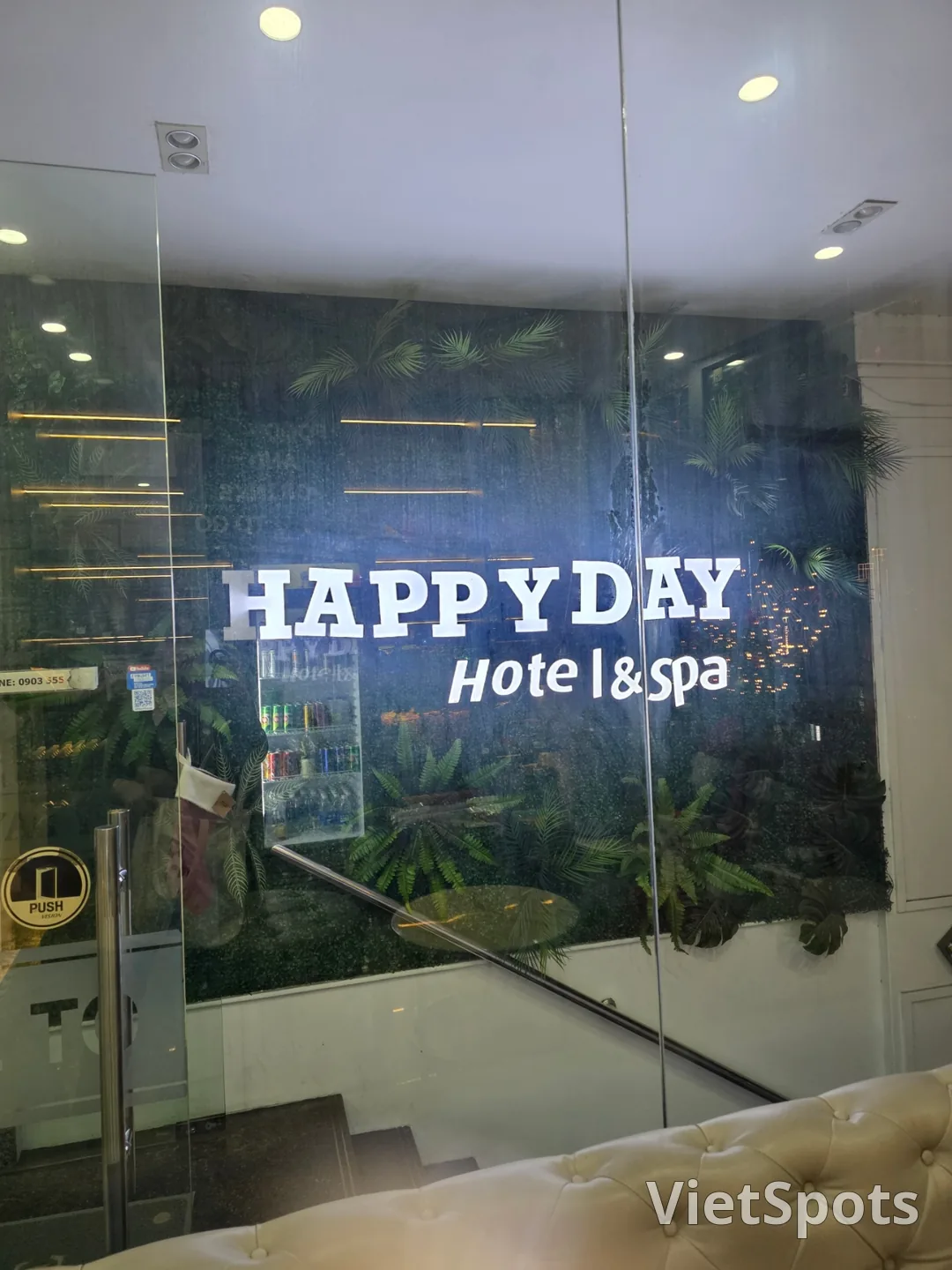 ✈️ 韩市场附近0.5晚住宿 - 快乐日酒店(HappyDayHotel)