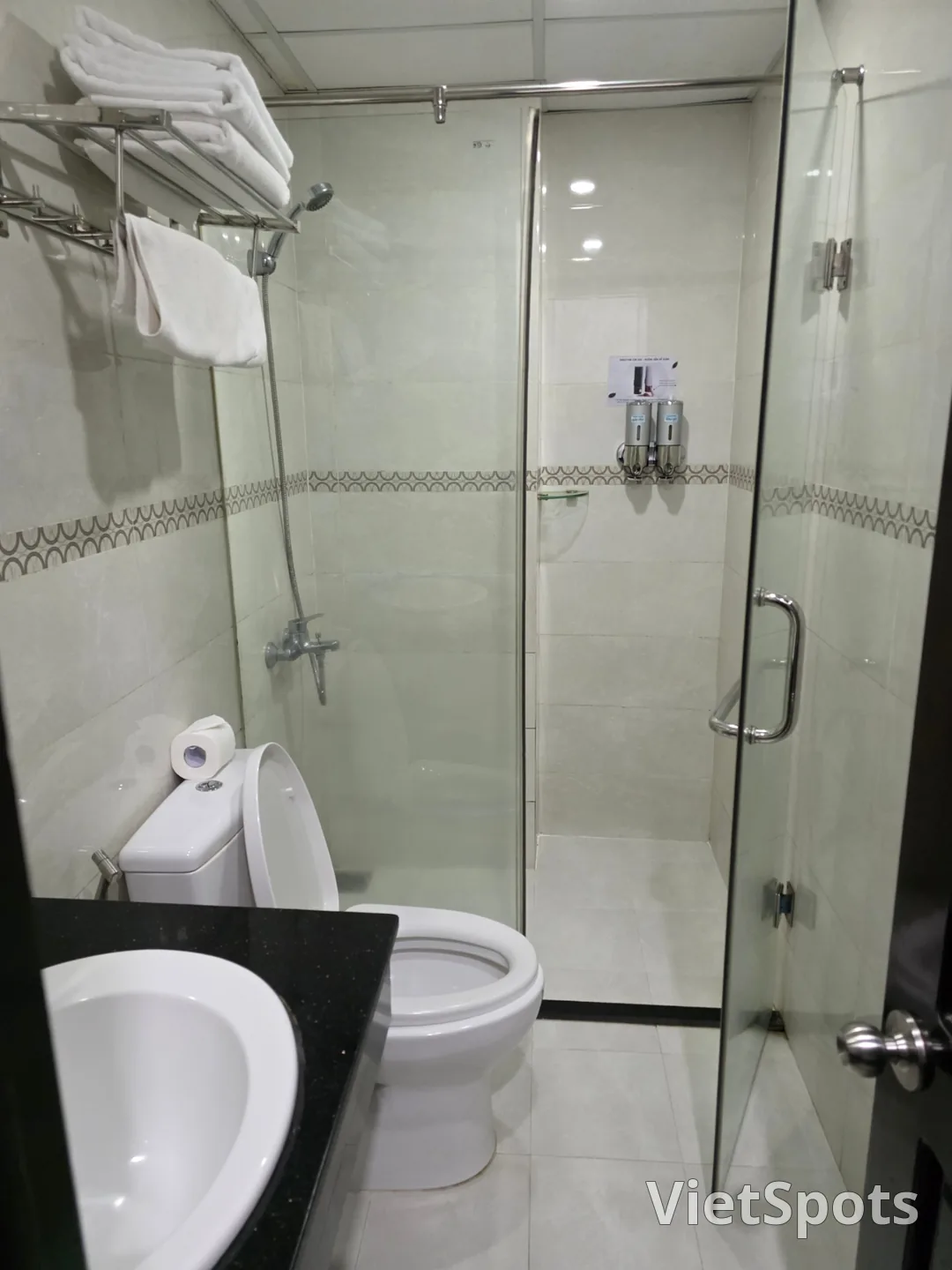 ✈️ 韩市场附近0.5晚住宿 - 快乐日酒店(HappyDayHotel)