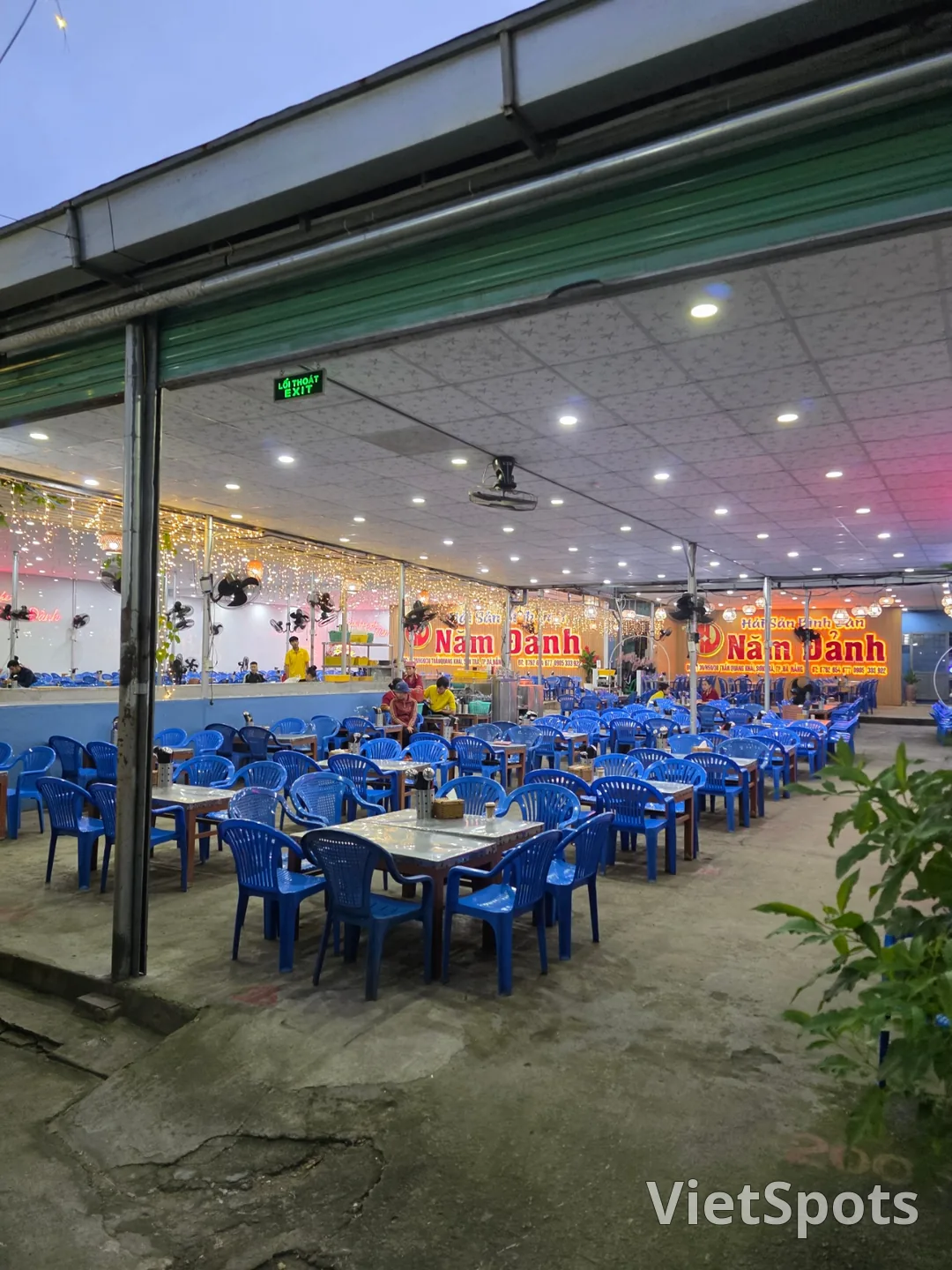 ✈️ 又去了的店-花三万韩元左右就吃到撑的店-南端海鲜餐厅(Hải sản Năm Đảnh)