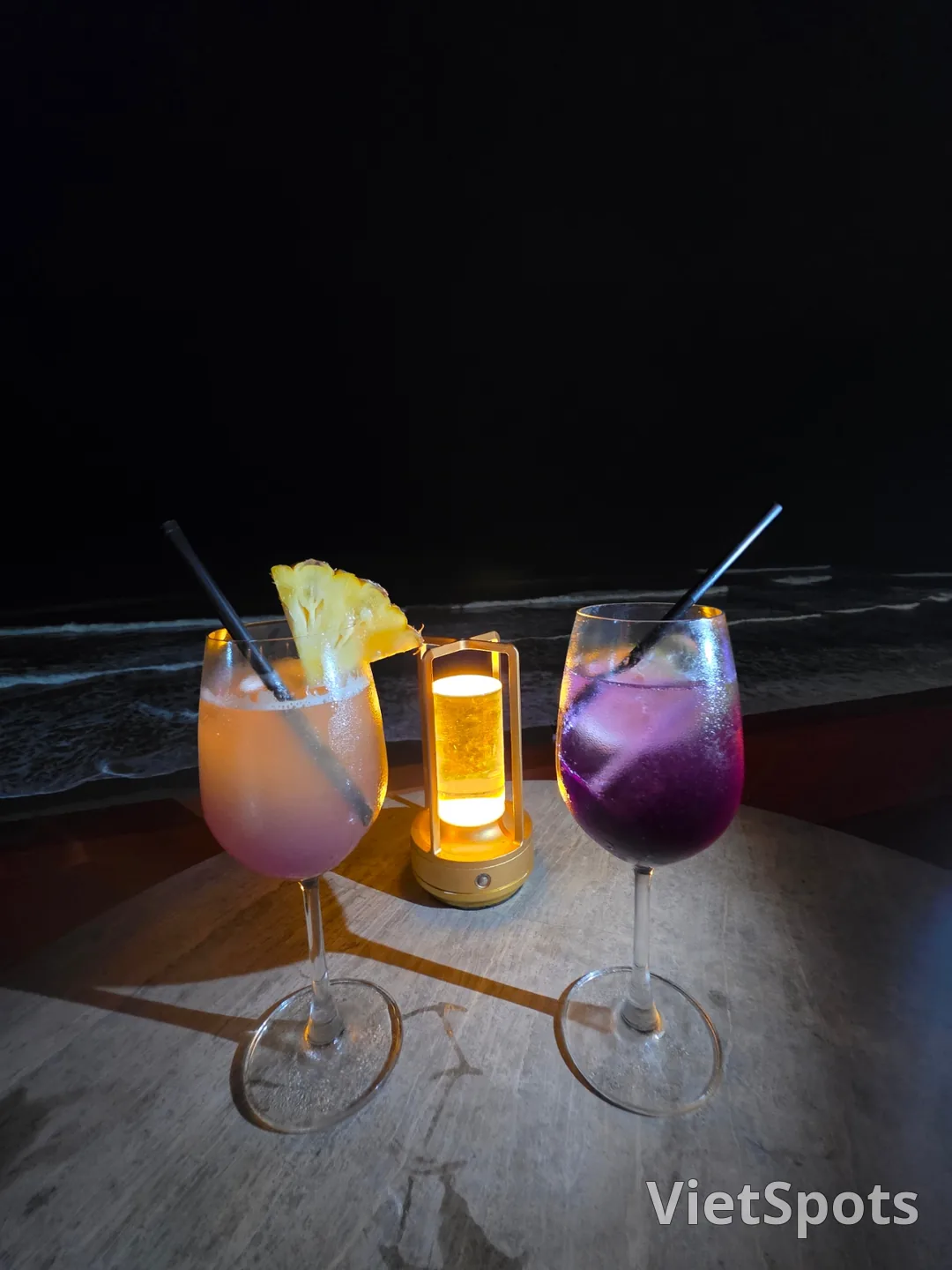 ✈️ ミーケビーチの眺めが最高な - ザ・ルーフ(The Roof - Da Nang)