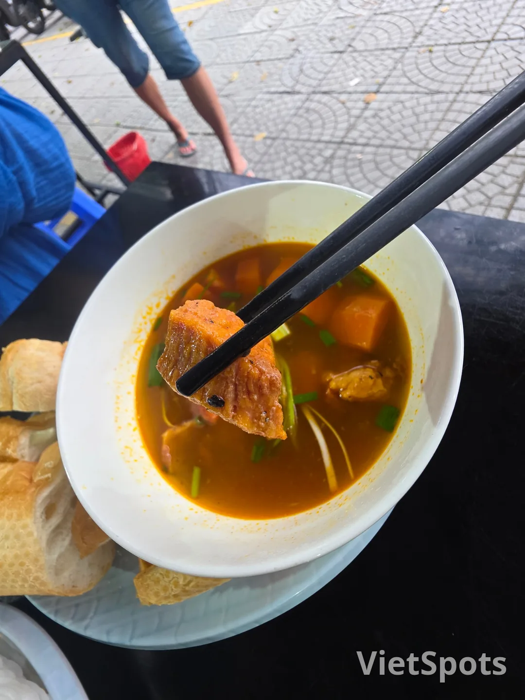 ✈️ ローカルフォー -フォーバットダー(Phở bát đá - Bún chả hà nội)
