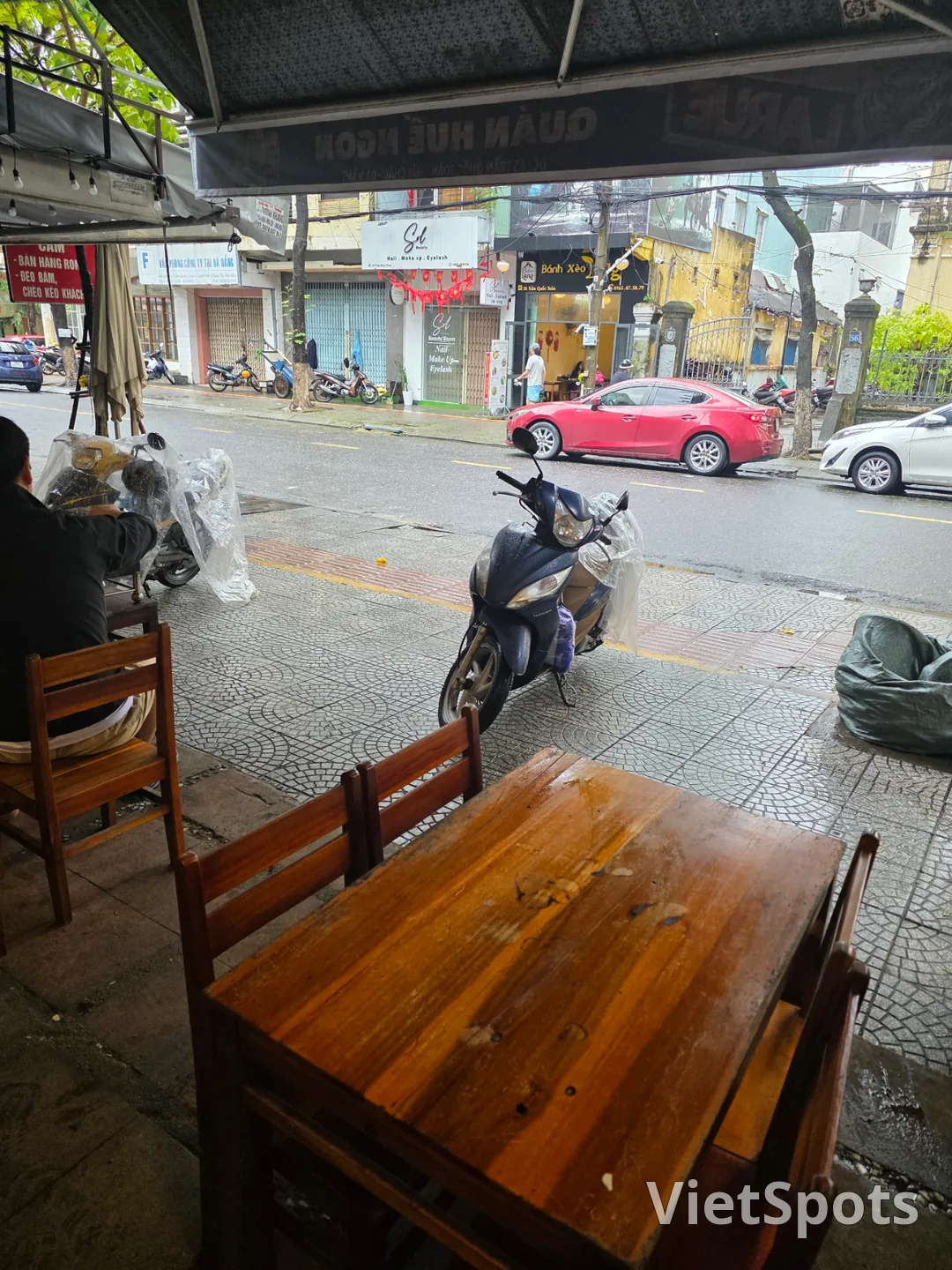 ✈️ BBQの名店 Quán Huế Ngon - ダナン最高のローカルBBQレストラン - Best local food in Da Nang