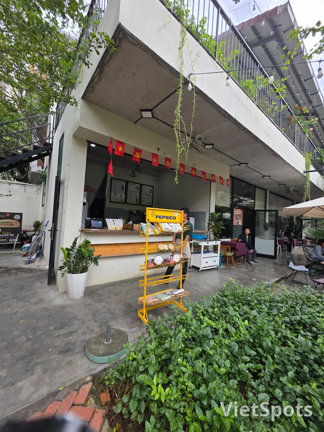 ✈️ คาเฟ่ที่มีห้องเรียน - webe Coffee