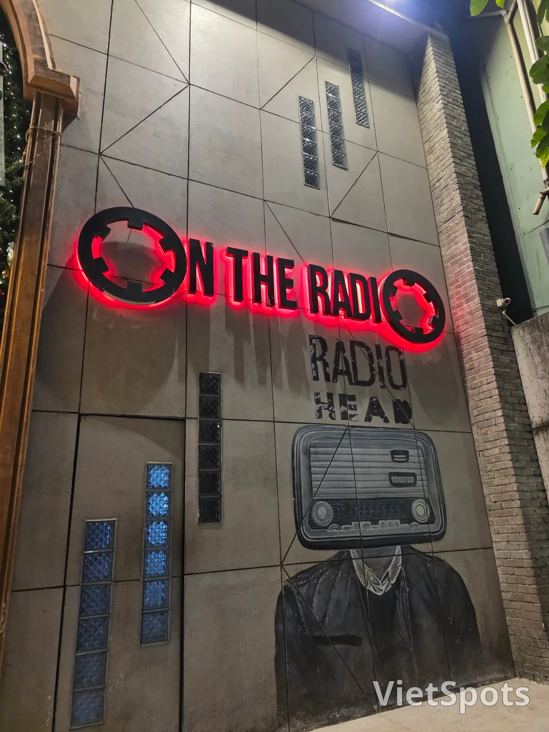 ✈️Kung-jjak-kkung-jjak~ Quán bar On The Radio (On The Radio)🥰