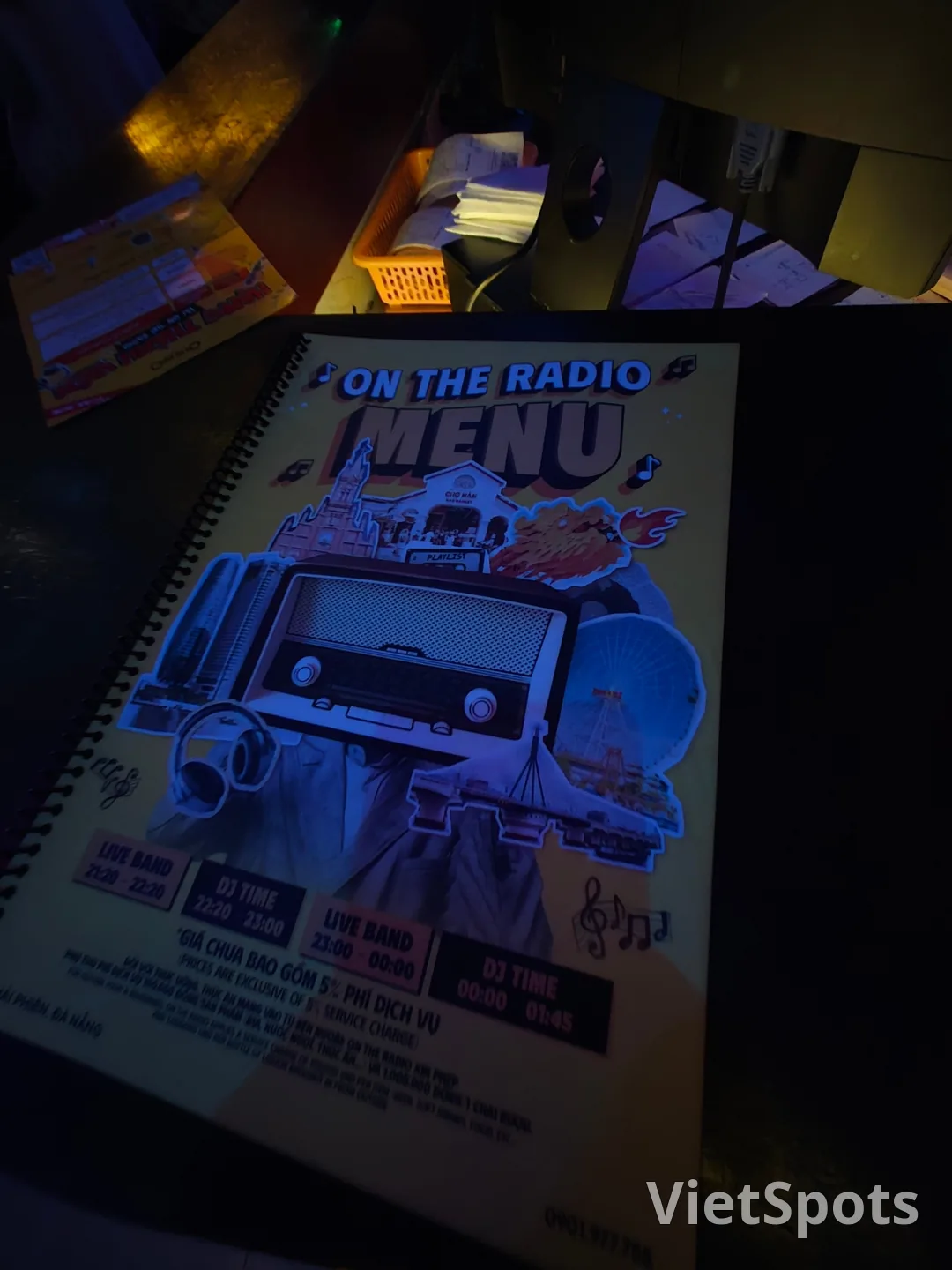 ✈️Kung-jjak-kkung-jjak~ Quán bar On The Radio (On The Radio)🥰