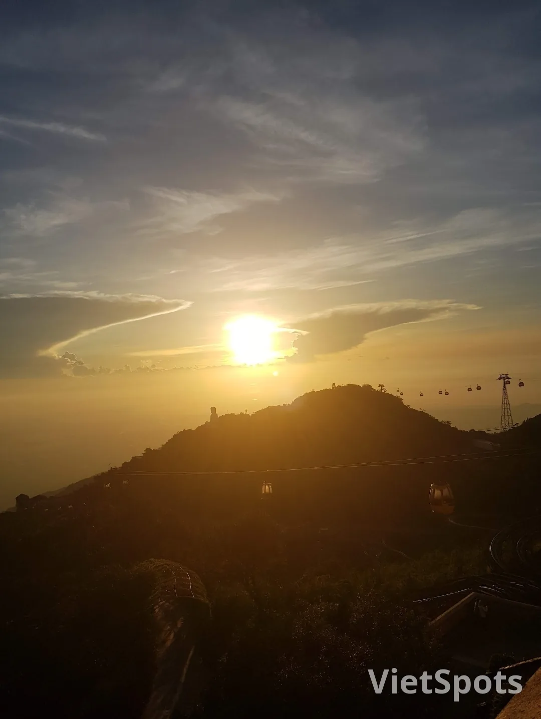 📸🎬 黎明破曉時的巴拿山