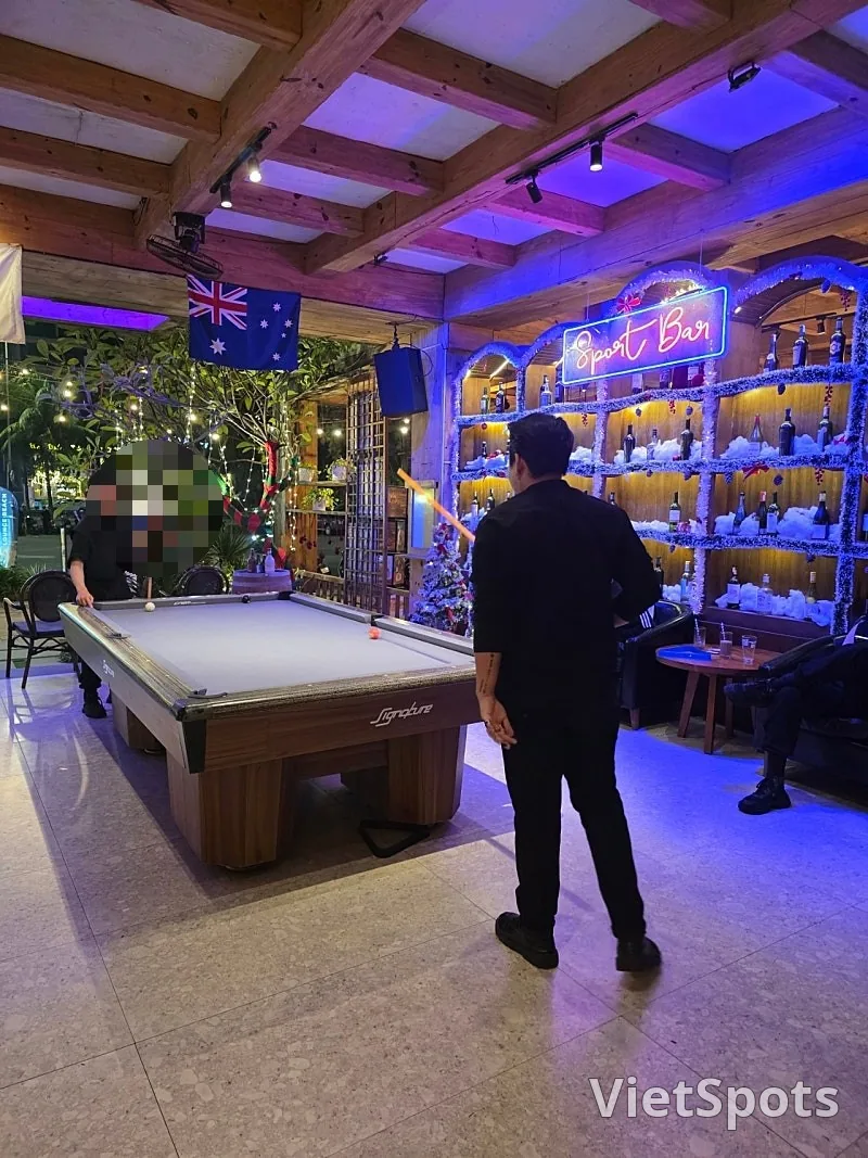 ✈️想看米凯比奇的火焰秀,就去Lounge Beach Bar吧。(Lounge Beach Bar - Restaurant)