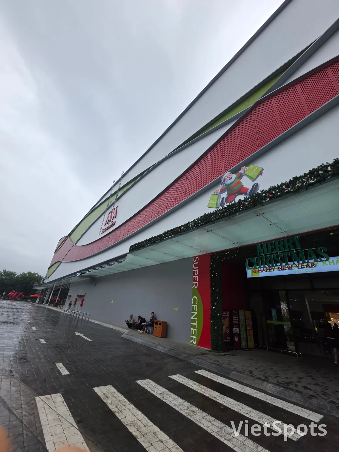 ✈️ ไปชมห้าง MM ซูเปอร์เซ็นเตอร์ดานัง (MM Supercenter Danang) ที่เพิ่งเปิดใหม่ในดานัง