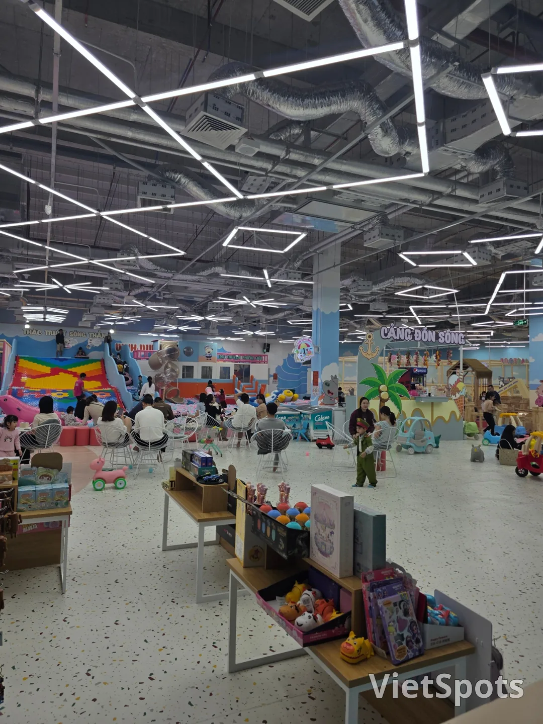 ✈️ ไปชมห้าง MM ซูเปอร์เซ็นเตอร์ดานัง (MM Supercenter Danang) ที่เพิ่งเปิดใหม่ในดานัง