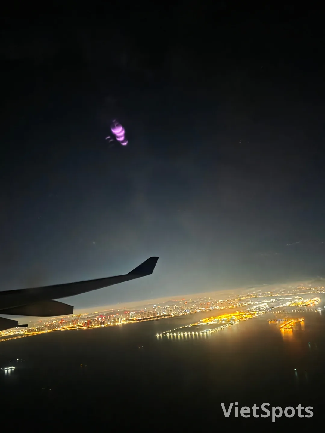 📸🎬 夜空の夜景の空撮ショット！