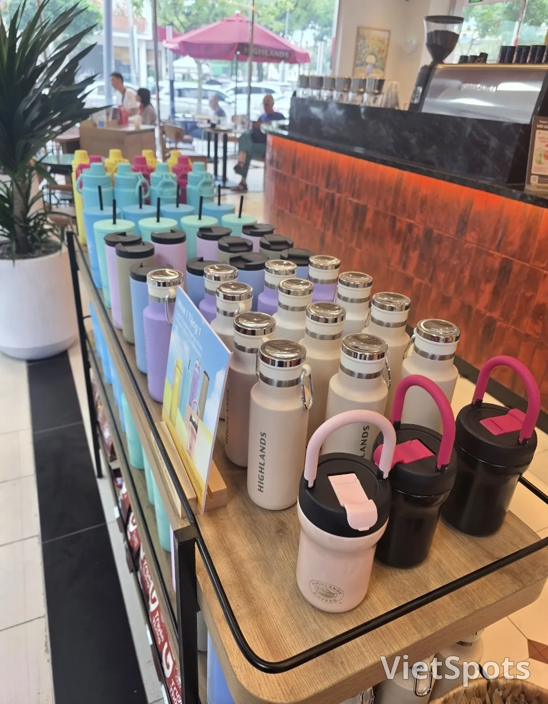 ✈️ 峴港高地咖啡 - 美溪海灘店